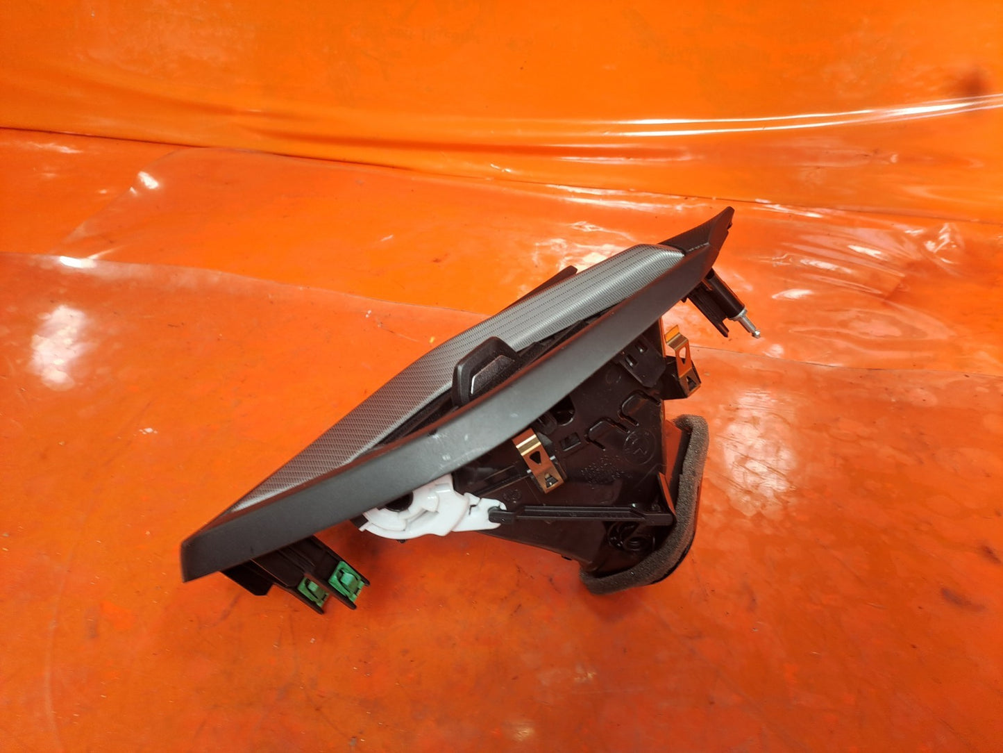 2020 BMW 2 Series F44 M Sport Dash Air Vents Pair Left Right 6823190 A386 - Image 12