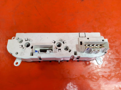 Ford Tourneo Custom 2.2 Diesel 2015 A/C Heater Climate Control Panel BM5T18549 - Image 9