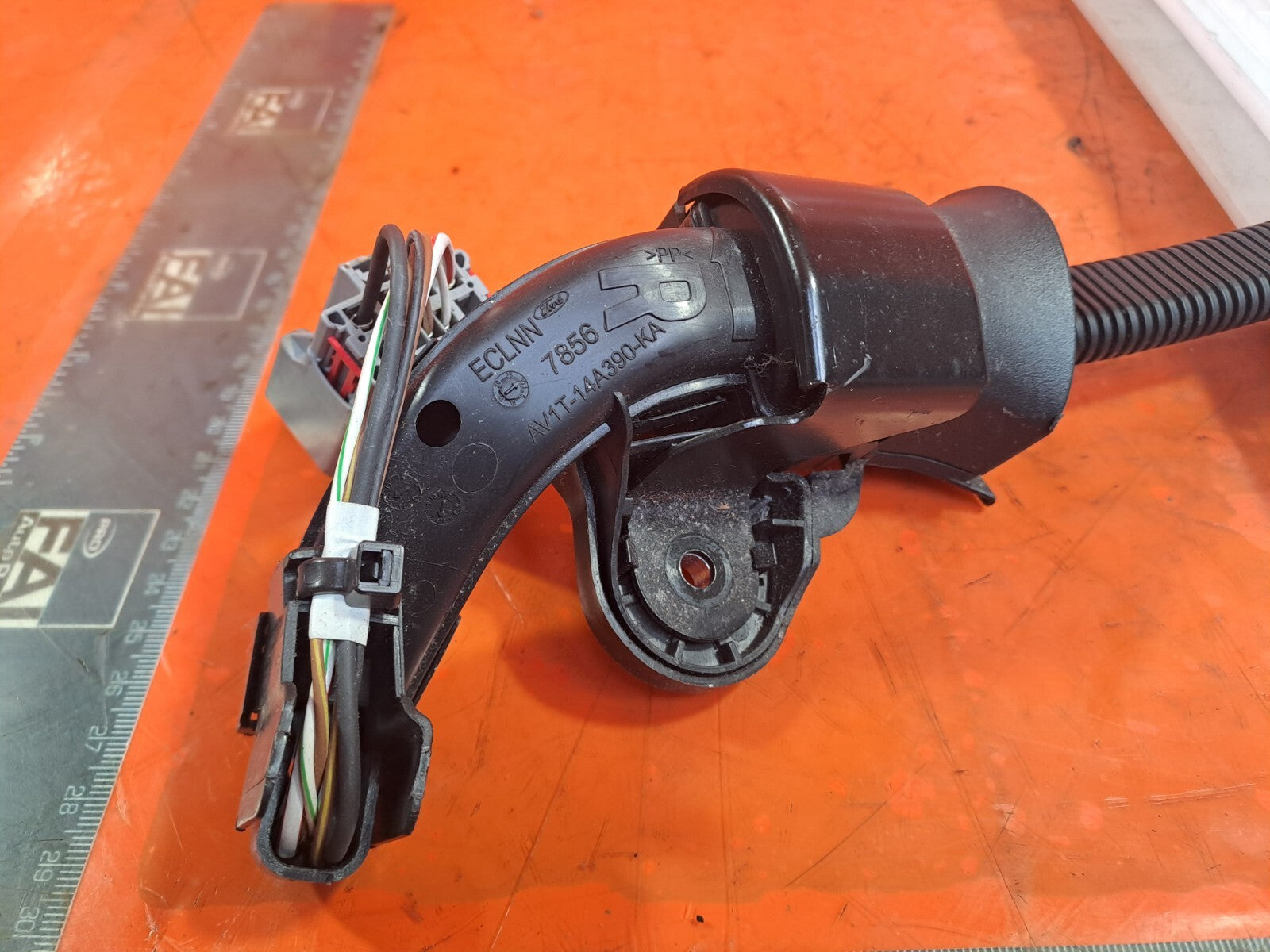 ✅FORD B-MAX TITANIUM 1.0 PETROL 2014 REAR RIGHT DOOR WIRING LOOM SECTION A285 - Image 4