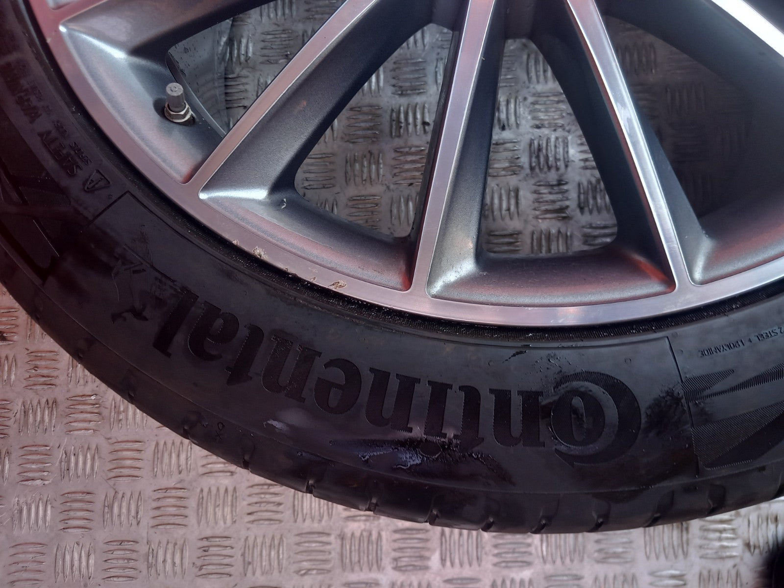 2025 Mercedes GLE W167 AMG Alloy Wheel w/ Tyre 315/40 R21 A1674013500 A397 - Image 8