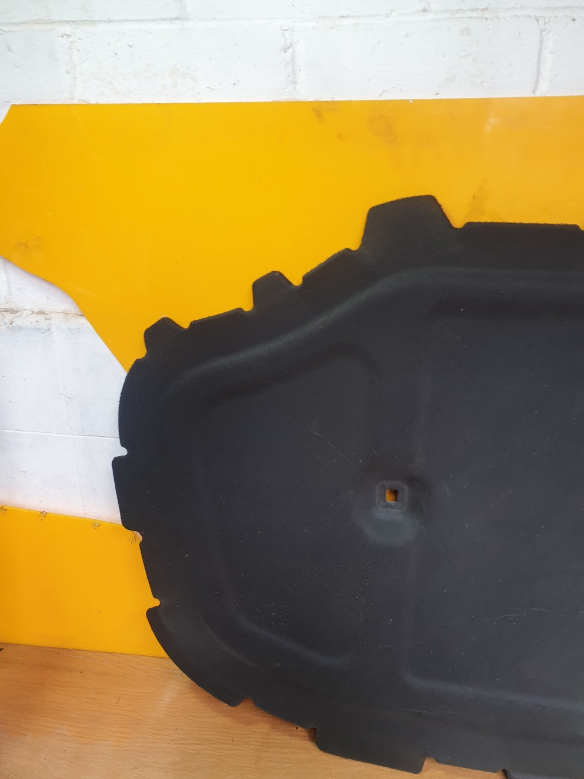 VW GOLF MK8 STYLE ETSI 1.5 PETROL 2022 BONNET INSULATION PANEL 5H0863831A A191 - Image 10