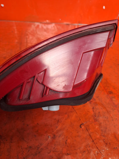 ✅2011 MERCEDES C CLASS W204 REAR RIGHT TAIL LIGHT A2048203064 + WARRANTY A283 - Image 12