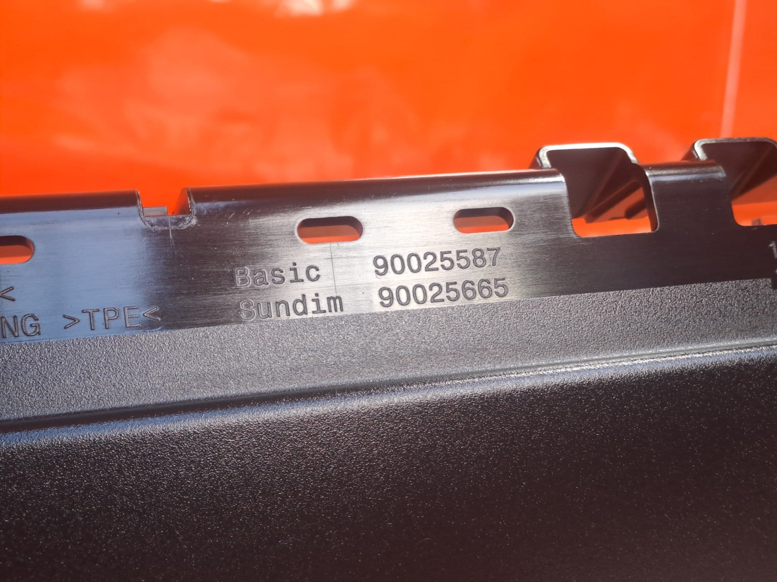 ✅BMW M240I F22 3.0 PETROL 2016 REAR THIRD BRAKE LIGHT STOP LIGHT 7311542 A318 - Image 6