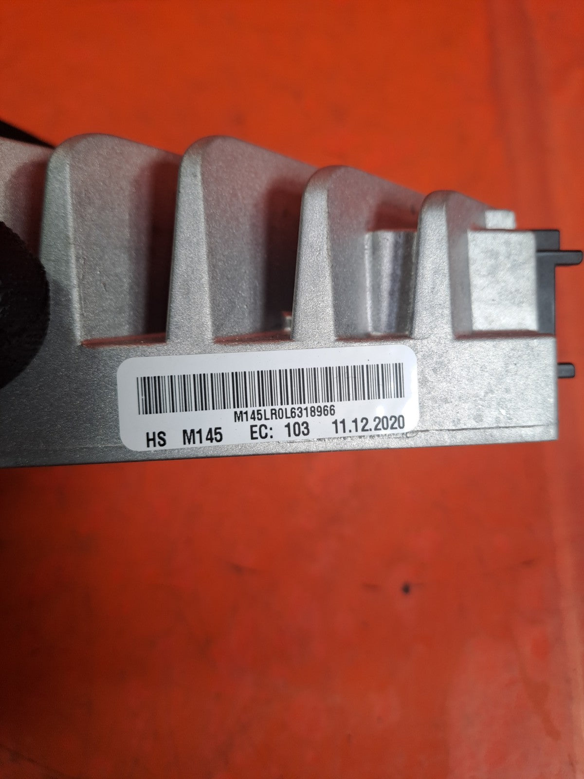 ebay-src:https://i.ebayimg.com/00/s/mtywmfgxmjaw/z/eusaaeswulfpoeam/$_57.jpg