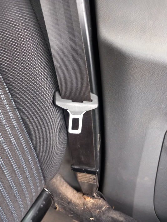 2019 Ford Transit 310 Front Left Passenger Seat Belt BK31-V61294-DDW A424 - Image 2