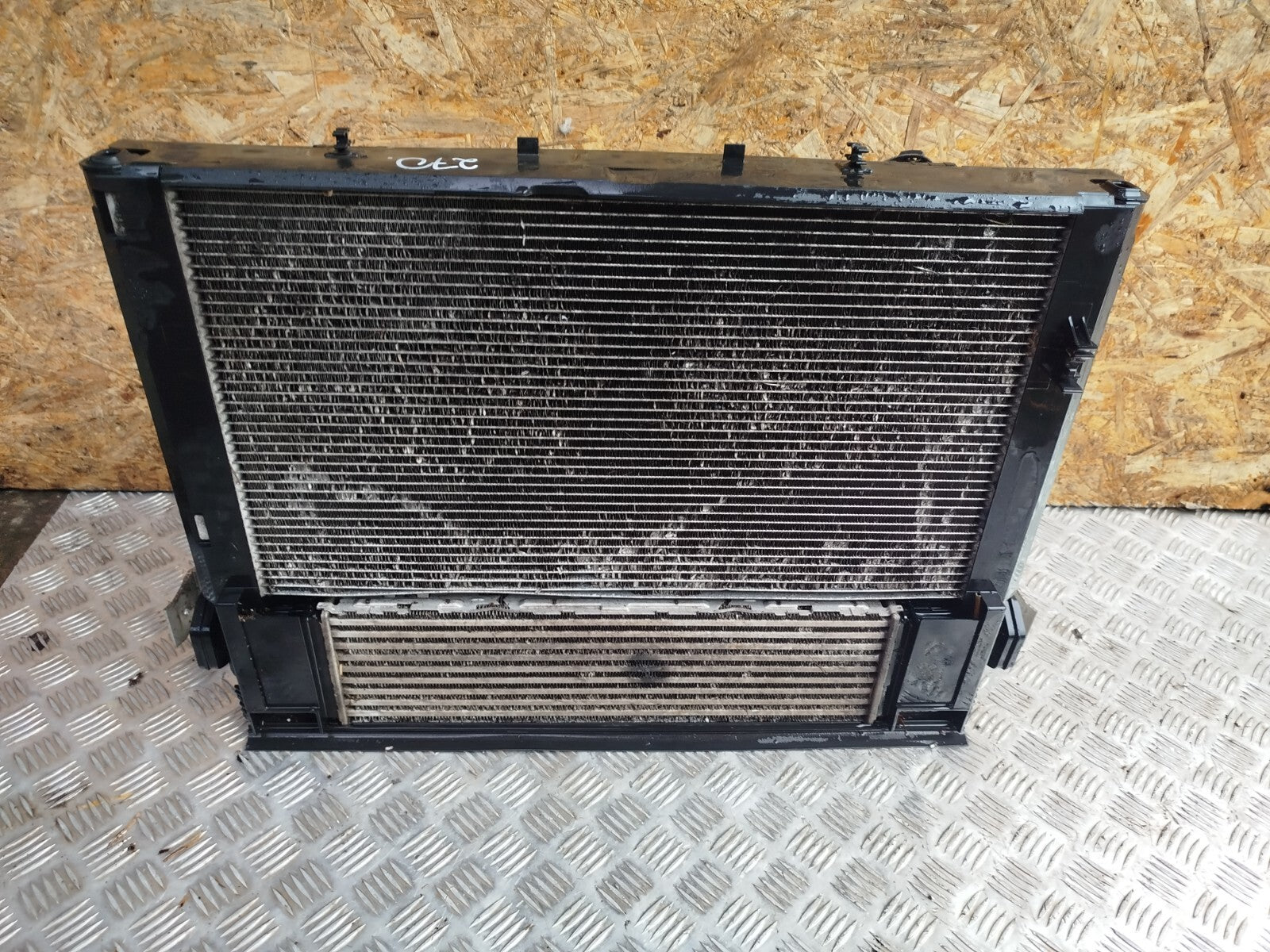✅BMW F20 116D URBAN 2.0 DIESEL 2012 RADIATOR RAD PACK 7640508-01 Warranty A270 - Image 2