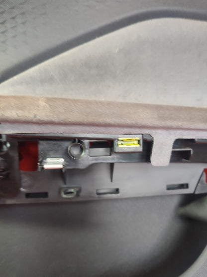 ✅CUPRA BORN V2 Ev 2023 FRONT RIGHT DOOR CARD Warranty A272 - Image 6