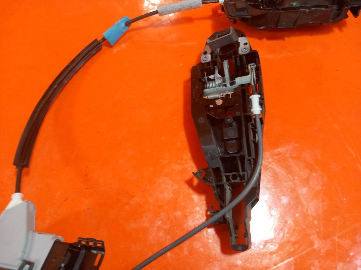 ebay-src:https://i.ebayimg.com/00/s/mtiwmfgxnjaw/z/ju4aaesw7bpqvljl/$_57.jpg