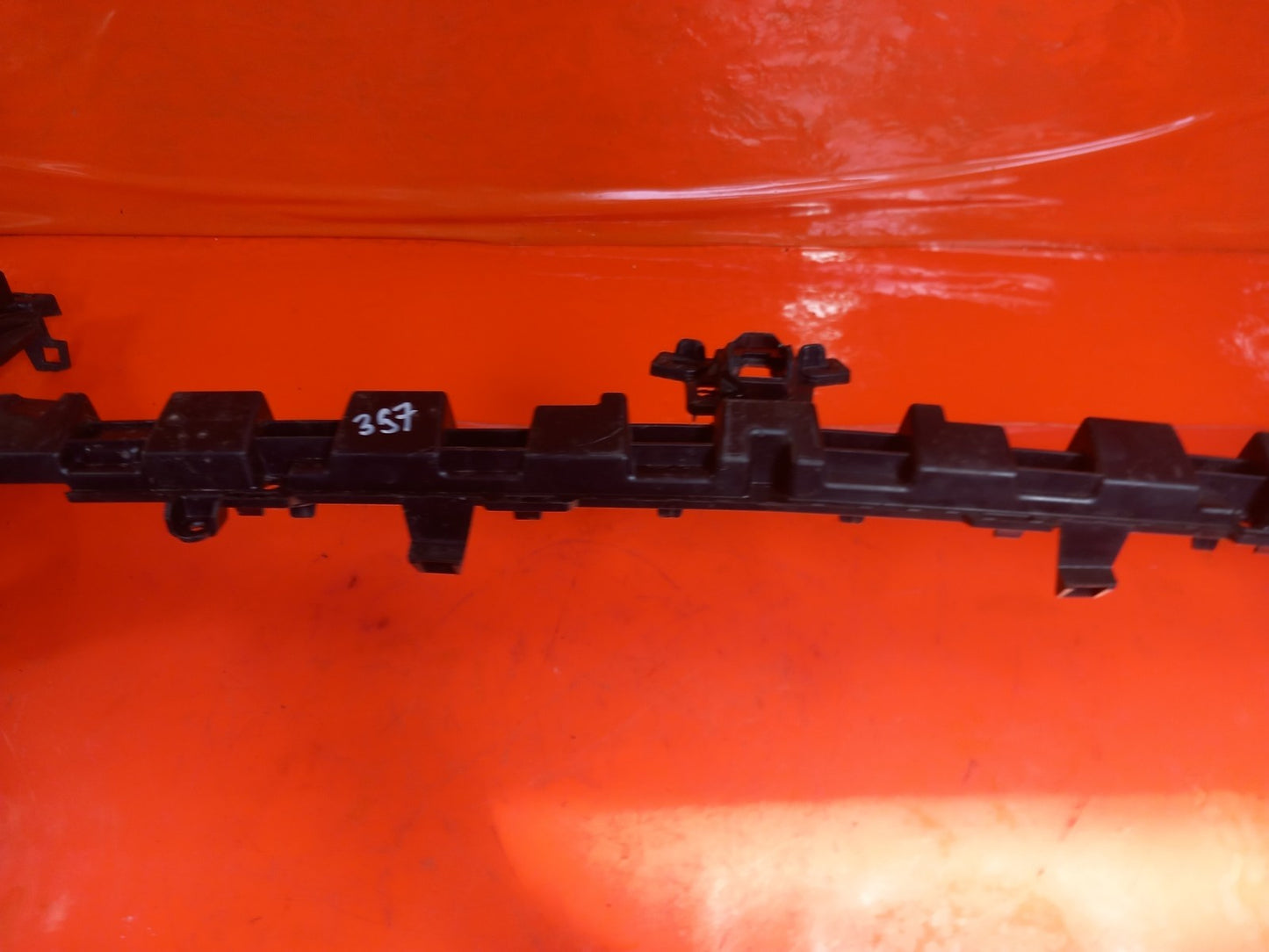 Mercedes Gle 450D AMG 3.0 Diesel 2025 Front Bumper Mounting Bracket A1678859809  - Image 4