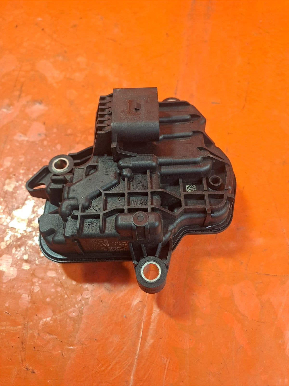 ebay-src:https://i.ebayimg.com/00/s/mtywmfgxmjaw/z/tyqaaeswdgvpnl91/$_57.jpg