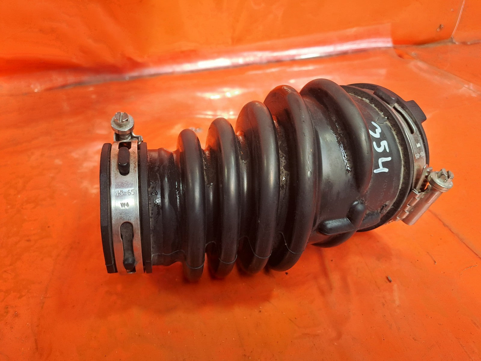 ebay-src:https://i.ebayimg.com/00/s/mtiwmfgxnjaw/z/bmcaaeswbb1p4izs/$_57.jpg