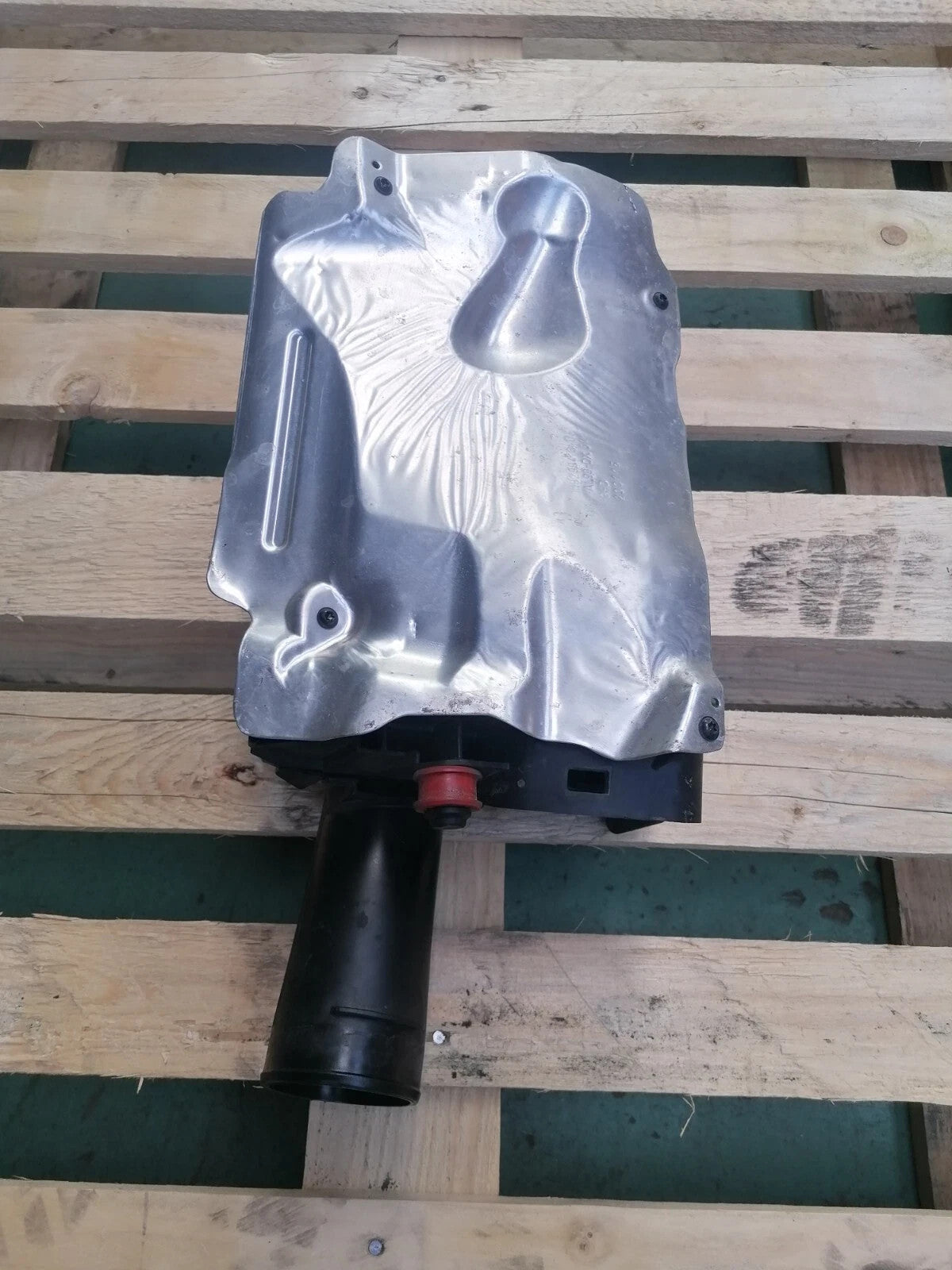 ebay-src:https://i.ebayimg.com/00/s/mtywmfgxmjaw/z/lhcaaesw3w1p-t-u/$_57.jpg