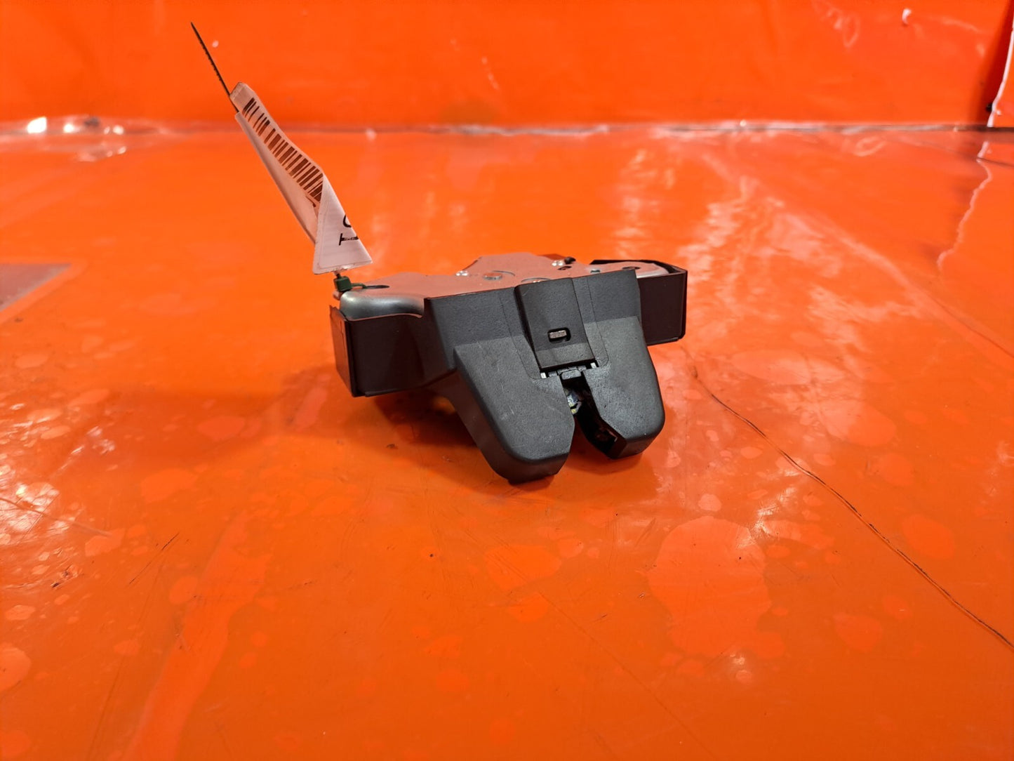 ✅Tesla Model 3 Long Range 2020 TAILGATE BOOT LOCK 1092308-00-E Warranty A266 - Image 5