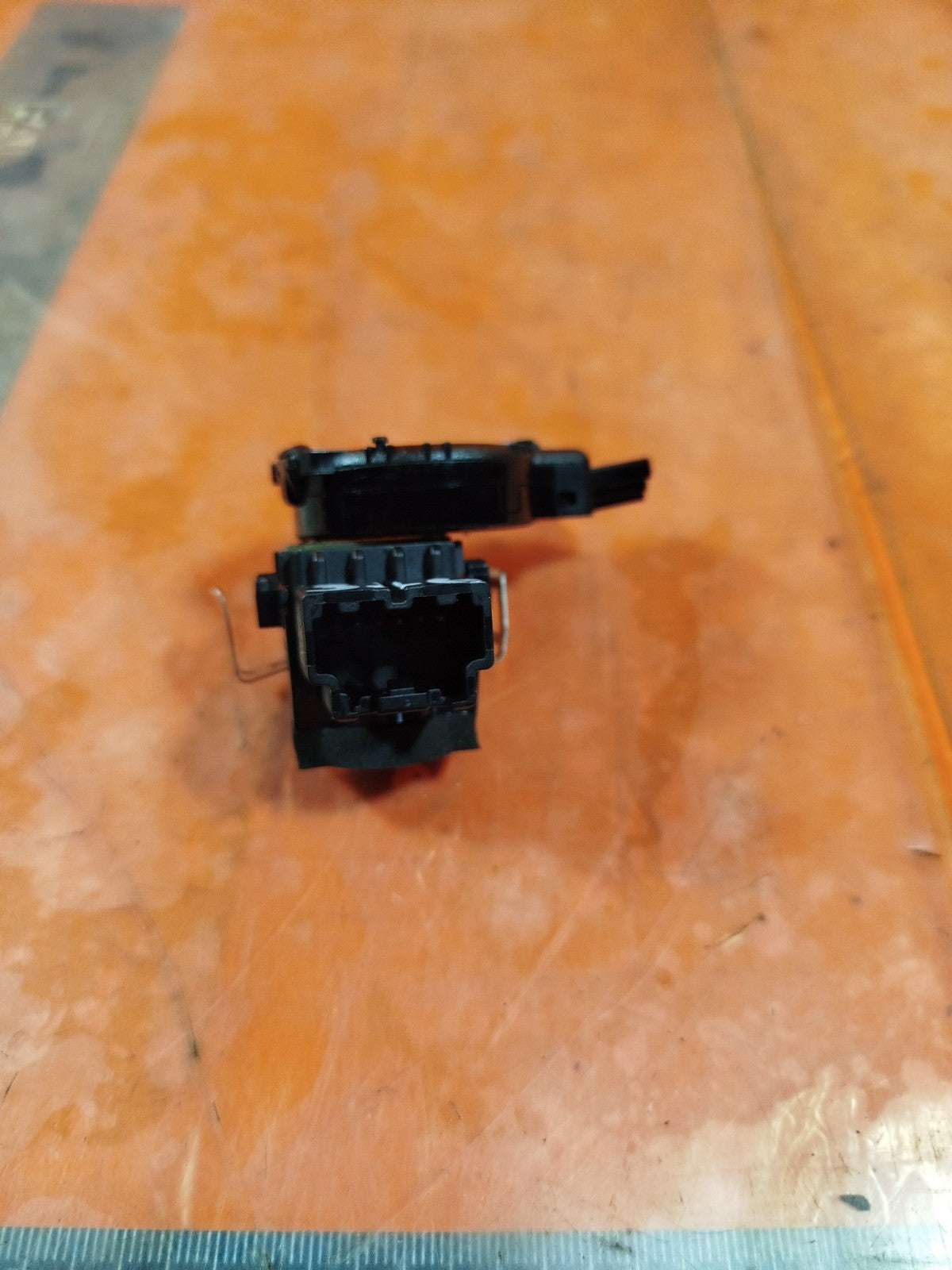 ebay-src:https://i.ebayimg.com/00/s/mtywmfgxmjaw/z/z~oaaeswifxpqrcj/$_57.jpg