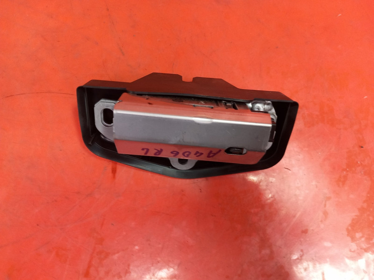 ebay-src:https://i.ebayimg.com/00/s/mtiwmfgxnjaw/z/jhiaaesw1llqhpbl/$_57.jpg