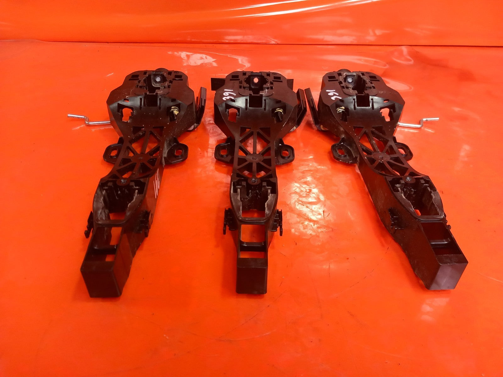 Dacia Jogger 1.0 Petrol 2024 Exterior Door Handle Brackets 806067531R Warranty - Image 3