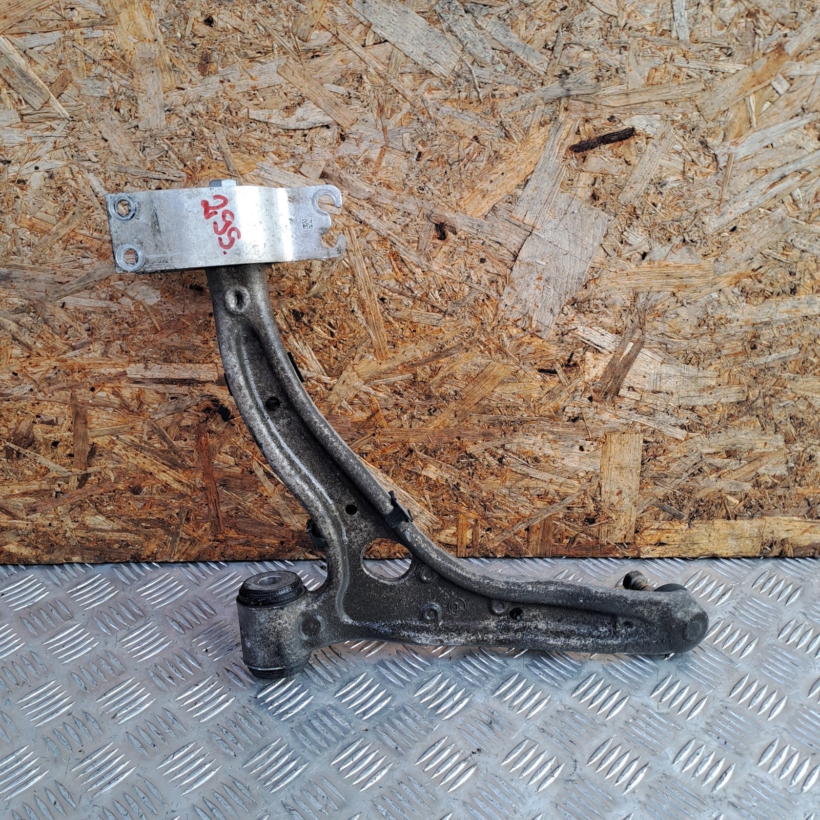 ✅2012 MERCEDES B CLASS W246 FRONT RIGHT LOWER SUSPENSION ARM A2465462543 A299 - Image 3