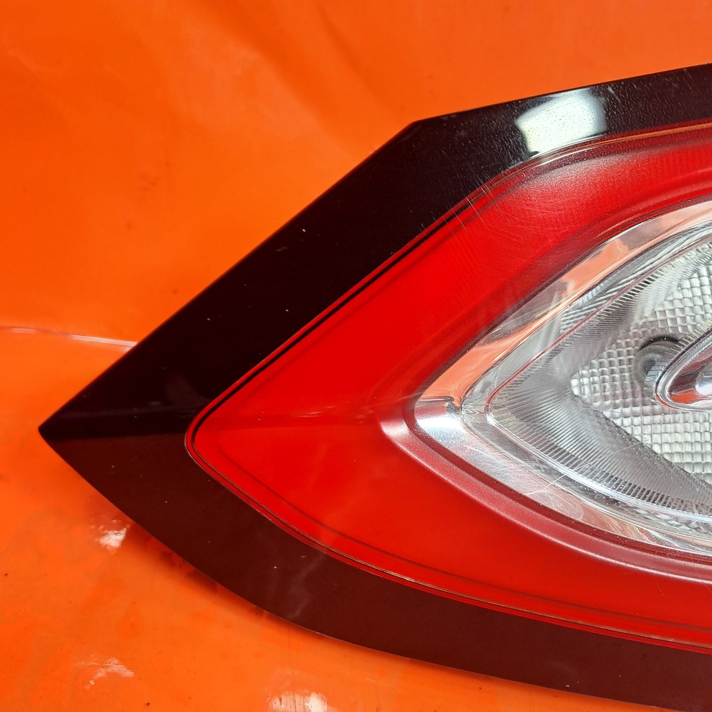 ✅2017 FORD GALAXY MK4 REAR RIGHT INNER TAIL LIGHT EM2B-13A603-AH + WARRANTY A296 - Image 3