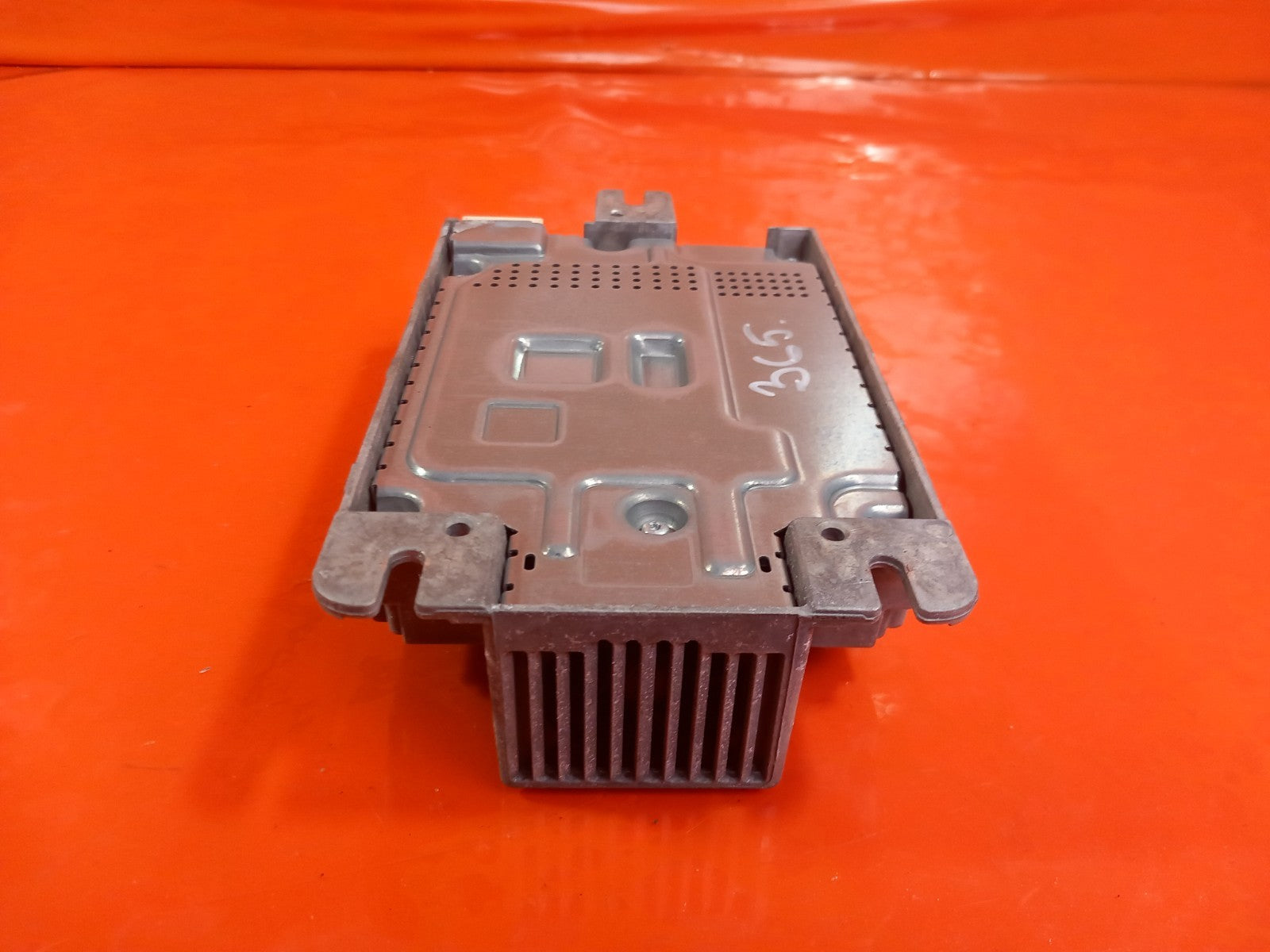 ebay-src:https://i.ebayimg.com/00/s/mtiwmfgxnjaw/z/qm8aaeswt-hqmx03/$_57.jpg