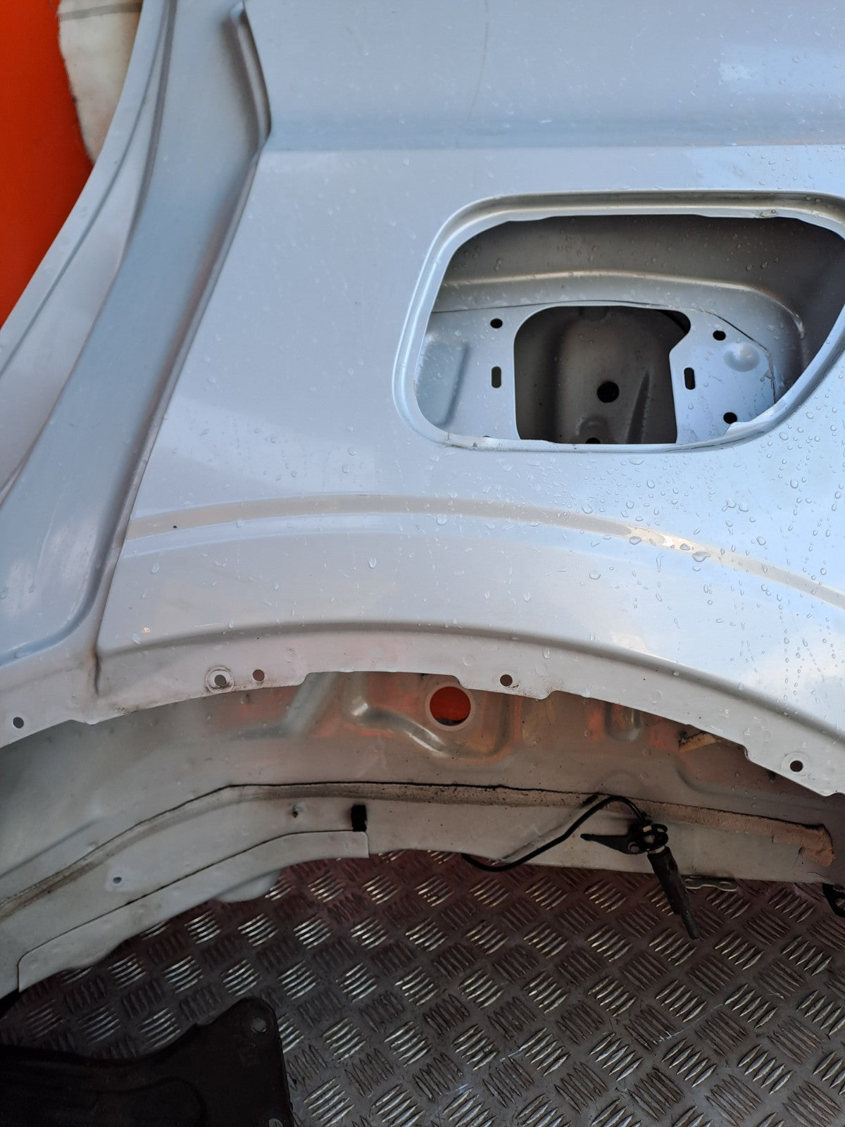 ✅POLESTAR 2 LONG RANGE 2023 REAR LEFT QUARTER PANEL SILVER Warranty A312 - Image 9