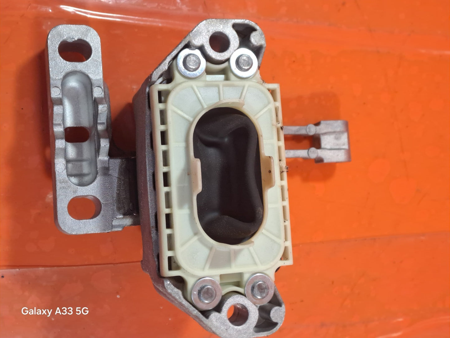 ebay-src:https://i.ebayimg.com/00/s/mtiwmfgxnjaw/z/tqaaaesw2hrpc0pw/$_57.jpg