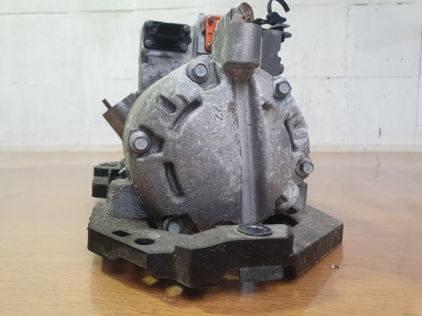 ebay-src:https://i.ebayimg.com/00/s/mtiwmfgxnjaw/z/h48aaoswph9mtzk4/$_57.jpg