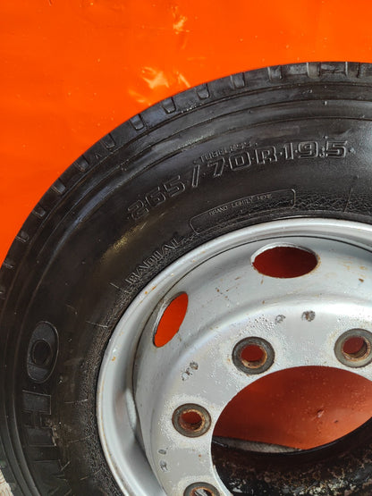 ✅2003 VOLVO FL 5.5D FRONT ALLOY WHEEL WITH TYRE 265/70 R19.5 + WARRANTY A324 - Image 2