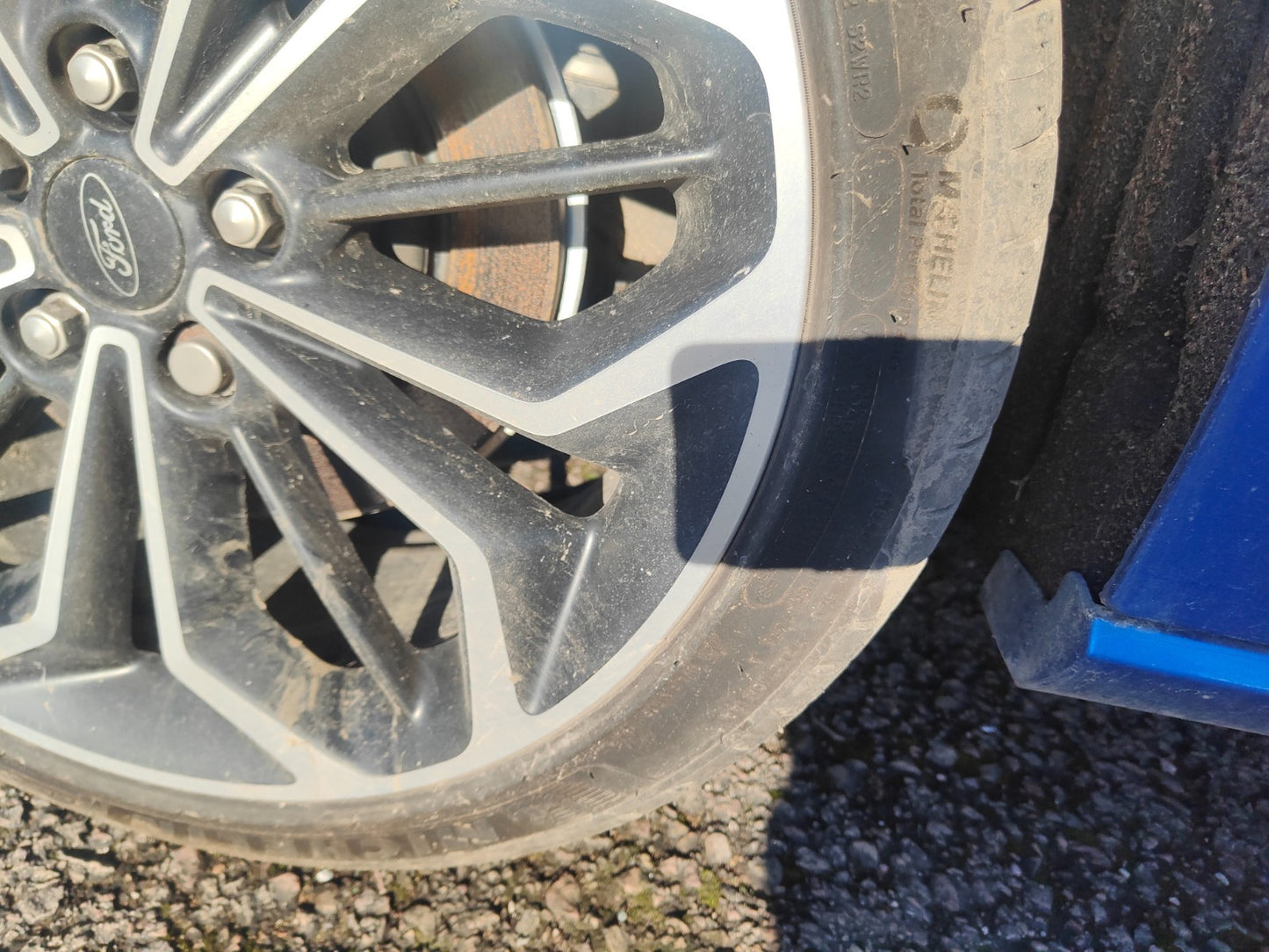 ✅2019 FORD FOCUS MK4 ST-LINE ALLOY WHEEL & TYRE 235/40 R18 + WARRANTY A354 - Image 3