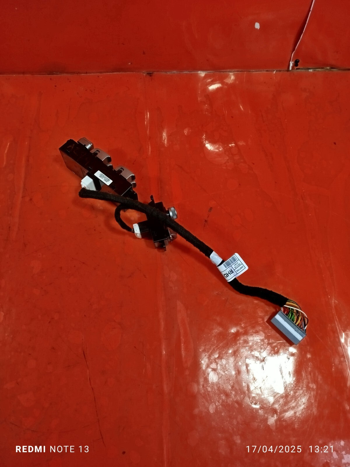 ebay-src:https://i.ebayimg.com/00/s/mtywmfgxmjaw/z/i1qaaoswm15obd~a/$_57.jpg
