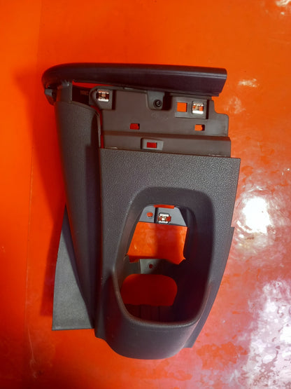 Ford Transit Custom 2.0 Diesel 2021 Left Side Cup Holder JK21V046C40DD Warranty  - Image 2