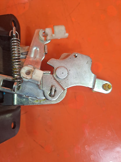 ✅2017 SSANGYONG RODIUS TURISMO 2.2D TAILGATE BOOT LOCK + WARRANTY A286 - Image 8