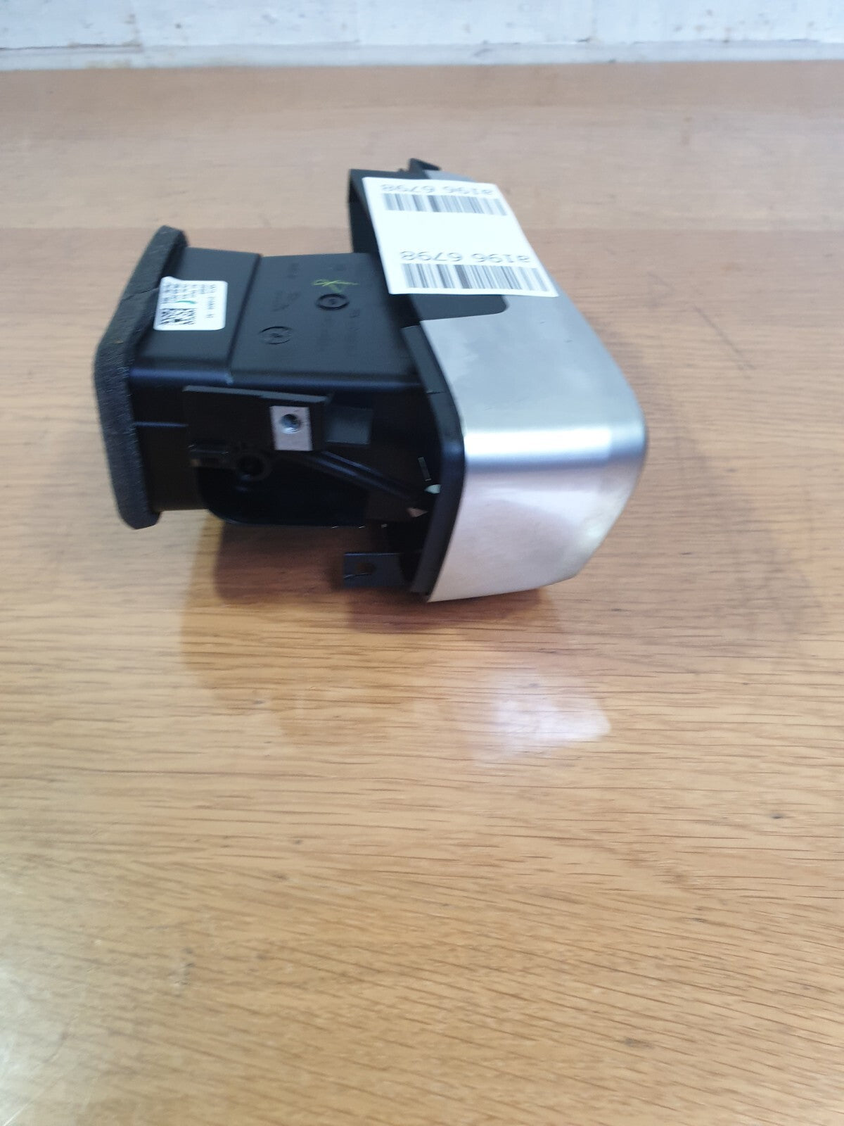 ebay-src:https://i.ebayimg.com/00/s/mtywmfgxmjaw/z/4eaaaoswhu1myf94/$_57.jpg