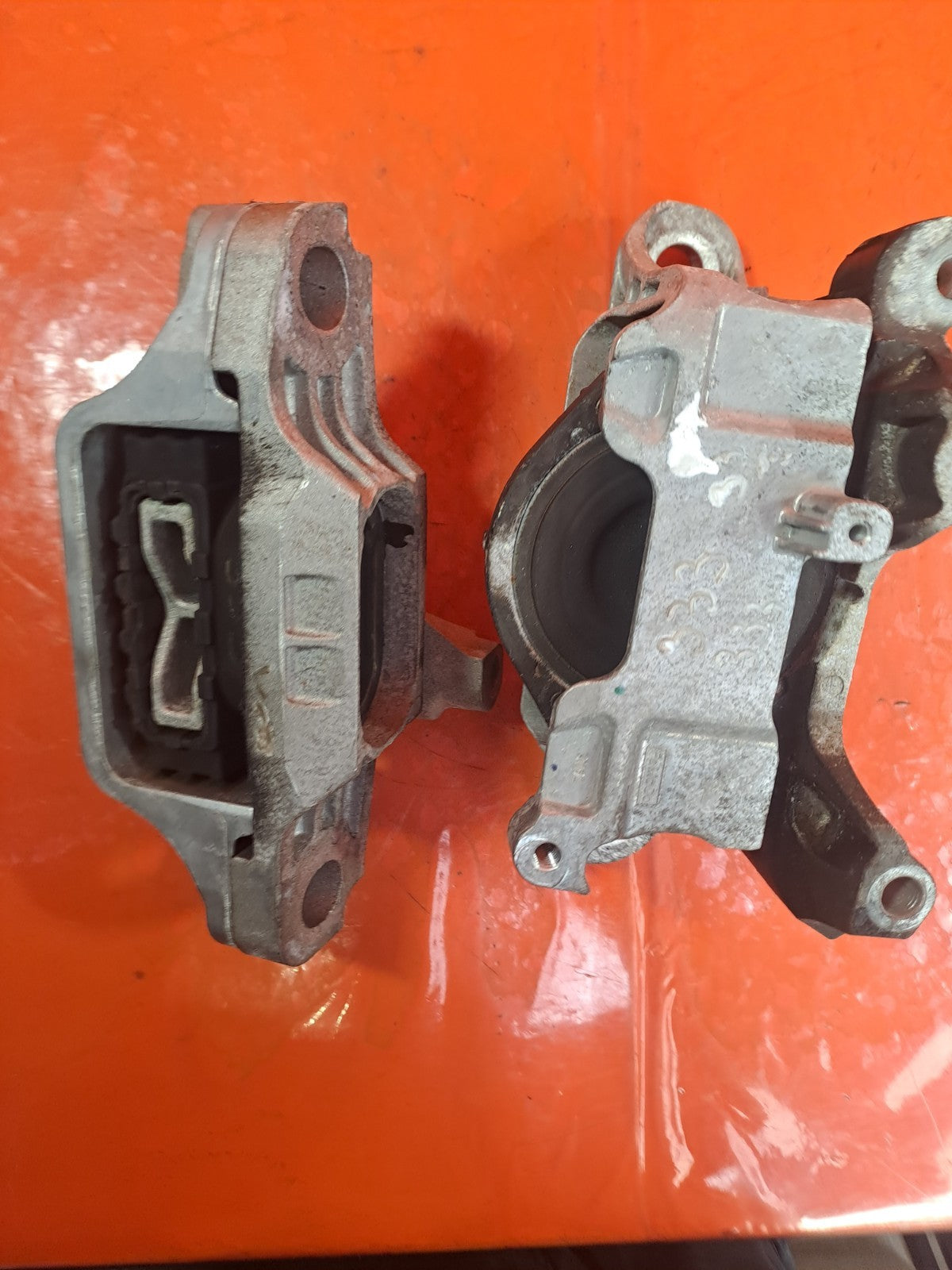 ebay-src:https://i.ebayimg.com/00/s/mtywmfgxmjaw/z/5foaaesws09plzcx/$_57.jpg