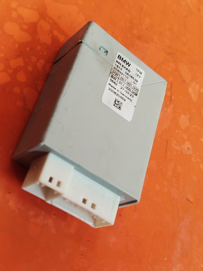 ebay-src:https://i.ebayimg.com/00/s/mtywmfgxmjaw/z/vakaaeswgbnpyom6/$_57.jpg