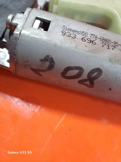ebay-src:https://i.ebayimg.com/00/s/mtywmfgxmjaw/z/nkgaaeswdsvoufu-/$_57.jpg