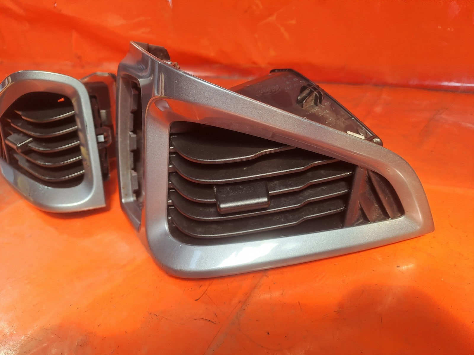 ✅Ford Transit Custom 2.2 Diesel 2014 Dashboard Air Vents BK21V018B08 BK21V018B09 - Image 5