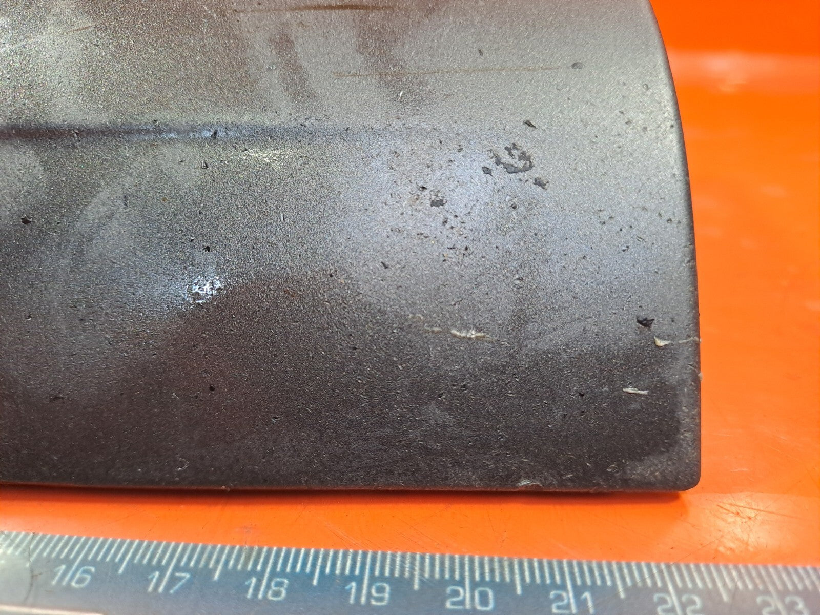 AUDI Q7 S-LINE 3.0 DIESEL 2010 FRONT RIGHT WING FENDER LOWER MOULDING TRIM GREY - Image 7