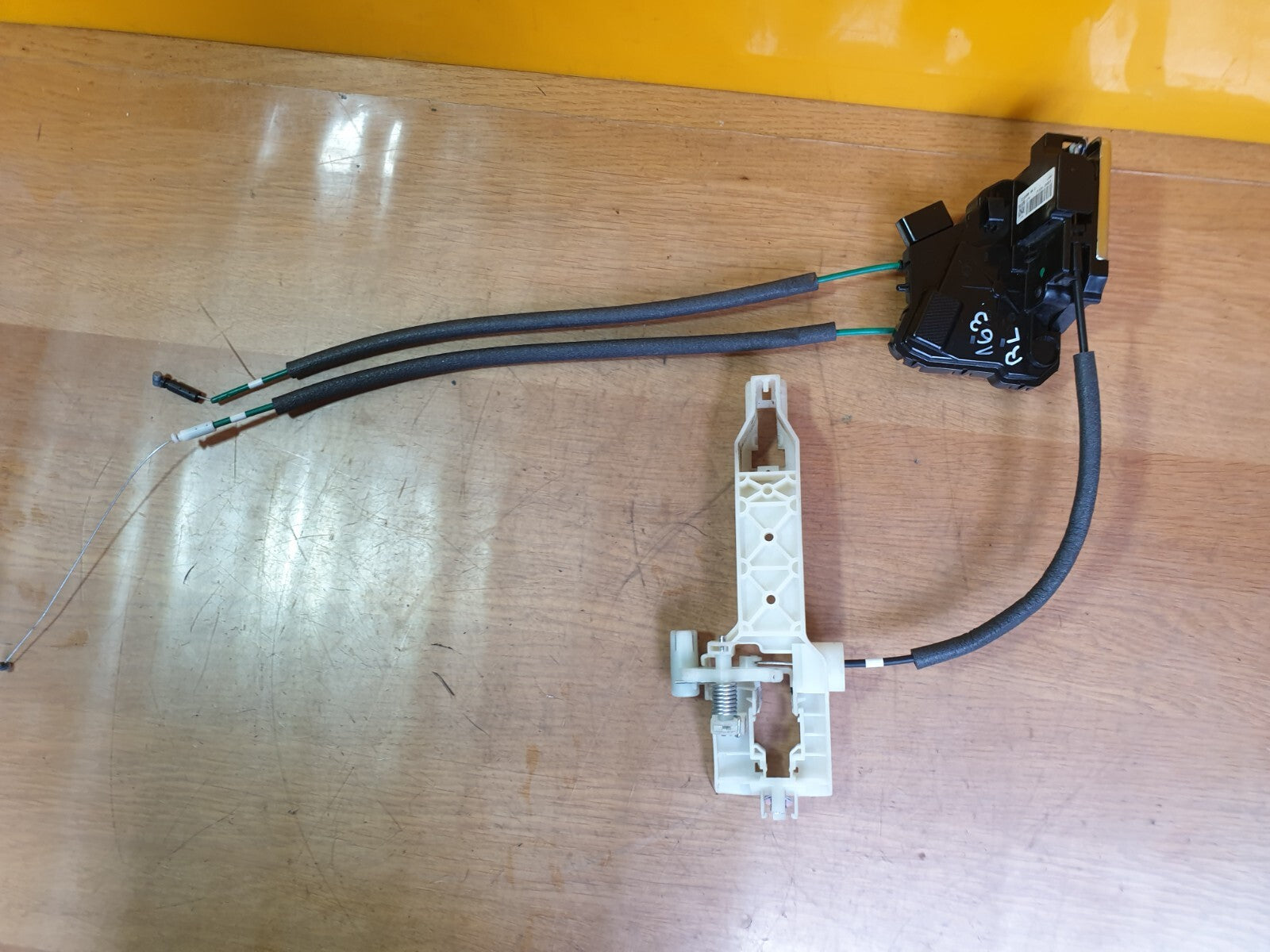 ✅2016 SSANGYONG TIVOLI XLV 1.6XDi REAR LEFT DOOR LOCK 71320-35001 + WARRANTY - Image 10