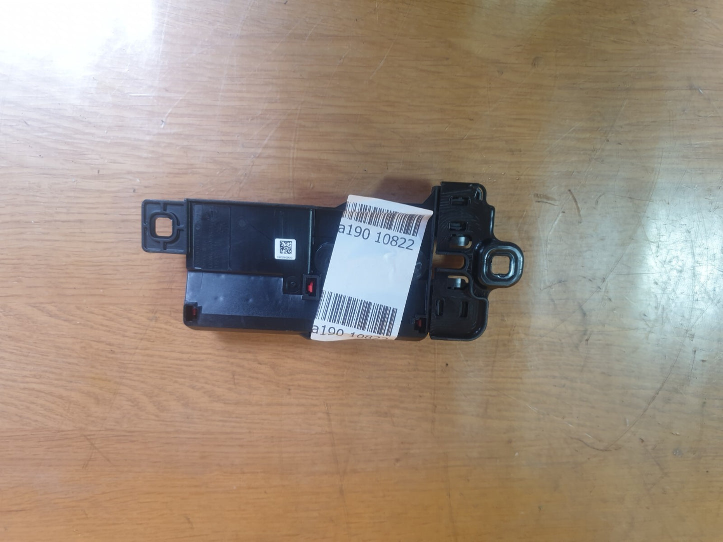 ✅BMW I4 G26 E-DRIVE 40M 2023 POSITIVE BATTERY DISTRIBUTION TERMINAL 8717954 - Image 4