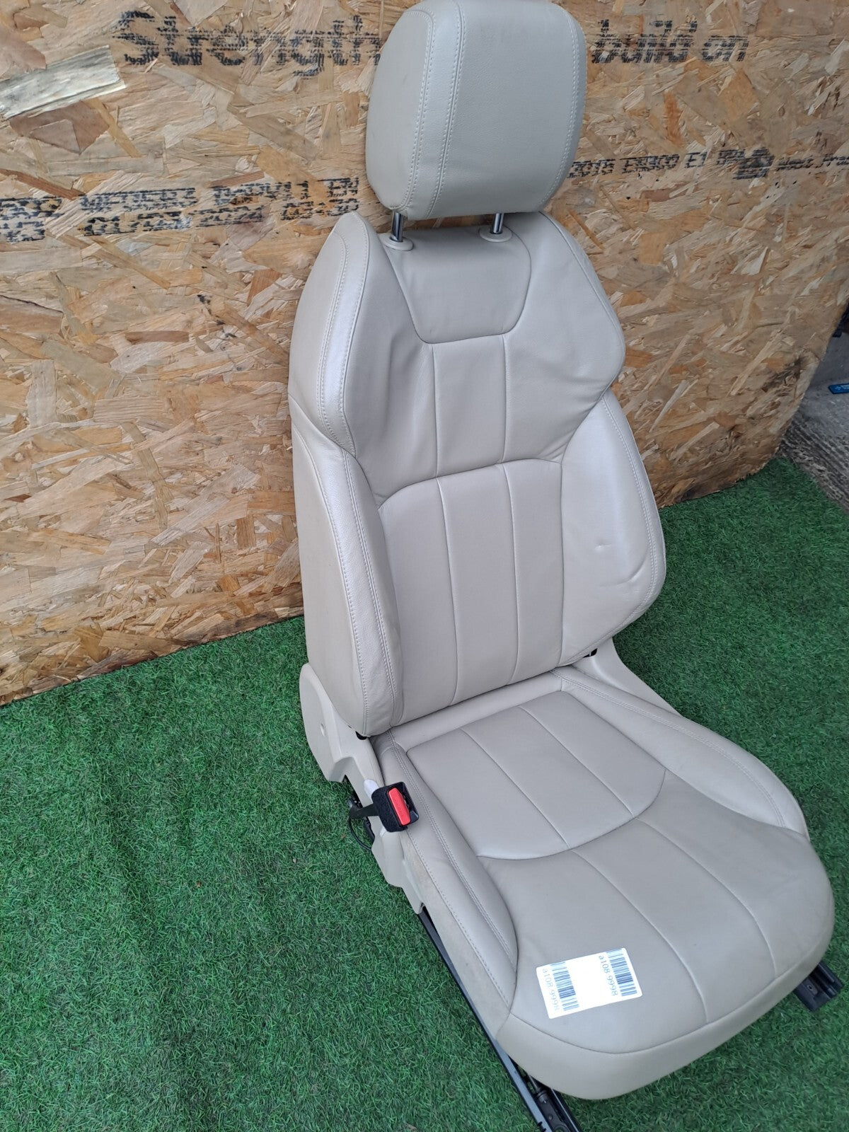 ✅Range Rover Evoque L538 2.0 Diesle 2018 Front Left Leather Seat + Warranty A108 - Image 3