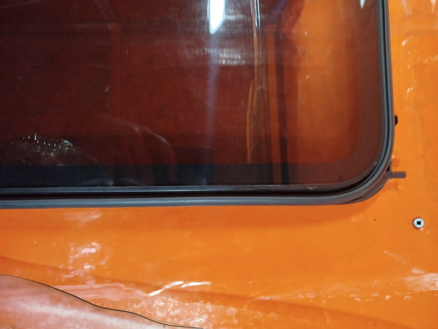 ✅HYUNDAI I800 2.5 DIESEL 2010 REAR RIGHT WINDOW 43R-000071 Warranty A325 - Image 8