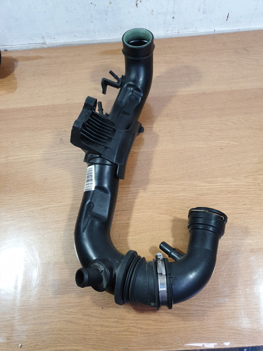 2013-2017 FORD FIESTA 1.0 AIR INTAKE PIPE L1B1-9C623-AC + WARRANTY xAA - Image 1