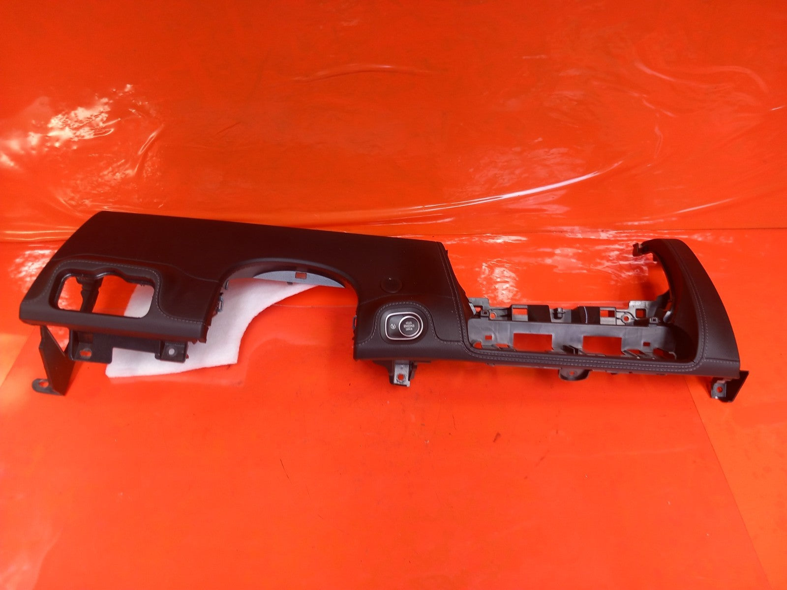 Mercedes Gle 450D AMG 3.0 Diesel 2025 Dashboard Right Lower Trim A1676805000 - Image 7