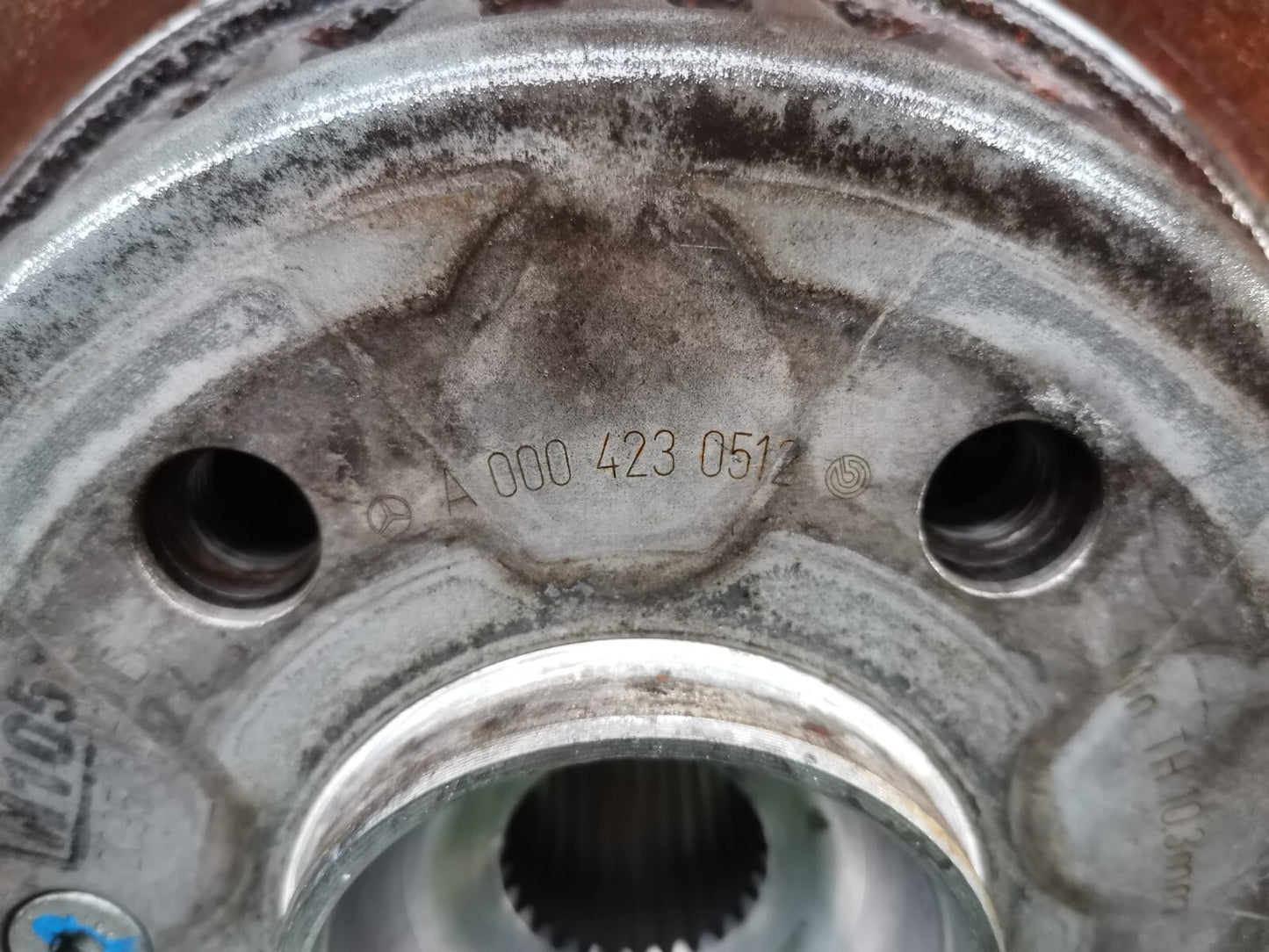 MERCEDES C200 W205 2.0 PETROL 2015 REAR LEFT SUSPENSION LEG A2054231998 - Image 5