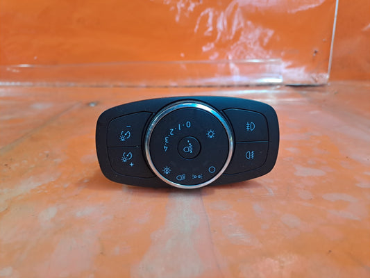 ✅2023 FORD PUMA TITANIUM HEADLIGHT HEADLAMP SWITCH 10507973-00 + WARRANTY A328 - Image 2