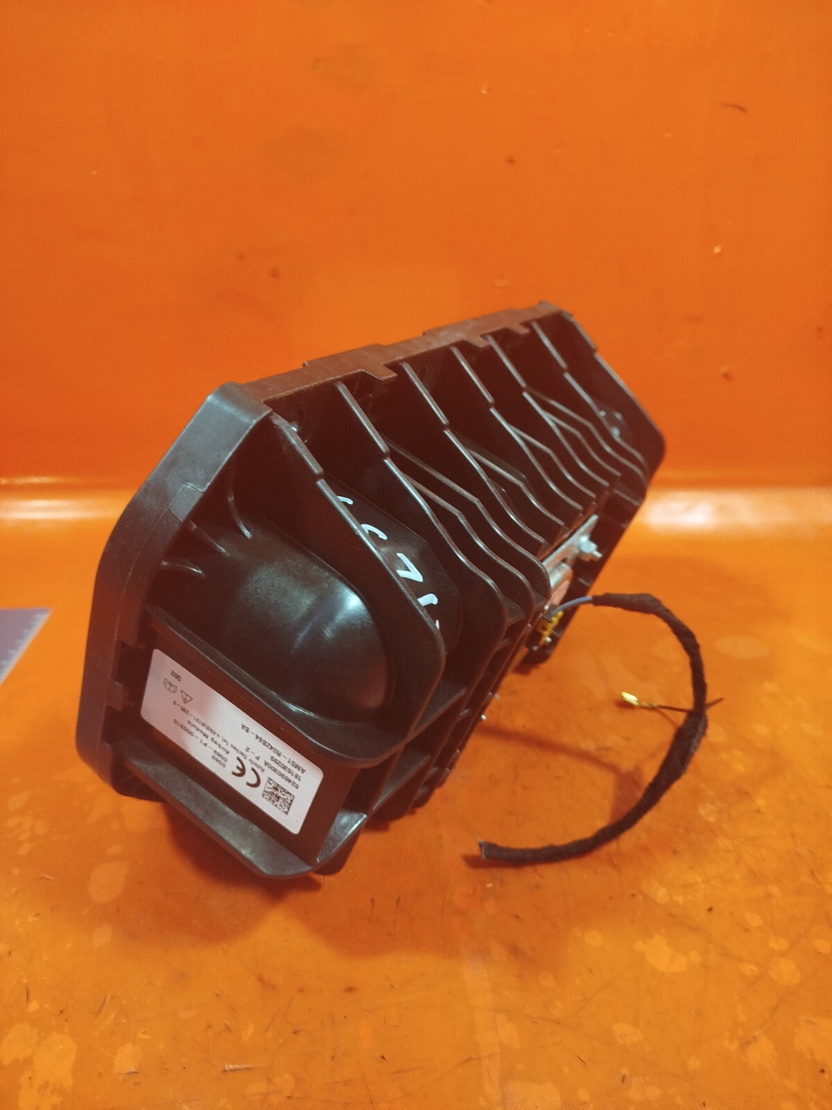ebay-src:https://i.ebayimg.com/00/s/mtywmfgxmjaw/z/z-oaaoswbunniscg/$_57.jpg
