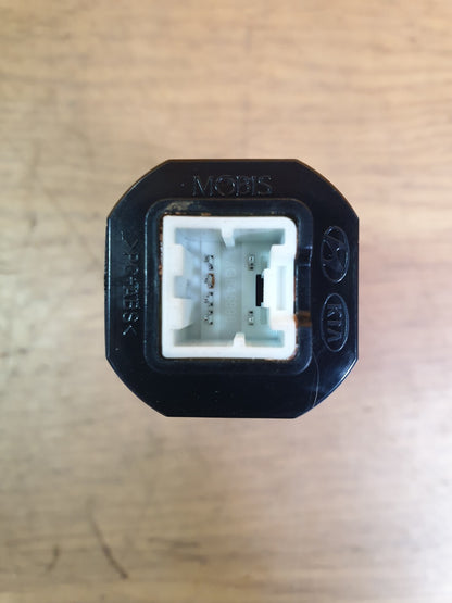 KIA NIRO 2 S-A 1.6 PETROL 2020 USB CHARGING SOCKET PORT 96125-D4000 Warranty - Image 3