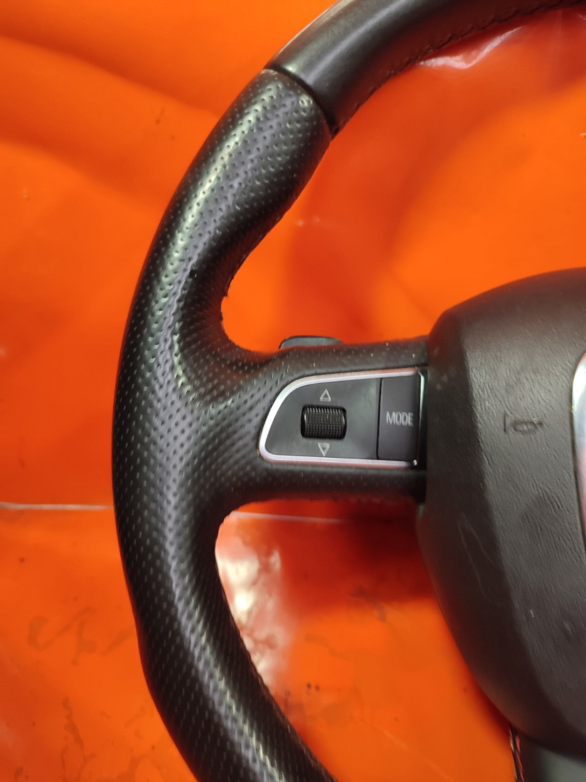 ✅2009 AUDI Q7 4L S LINE 3.0D MULTIFUNCTION LEATHER STEERING WHEEL PADDLE SHIFT - Image 4