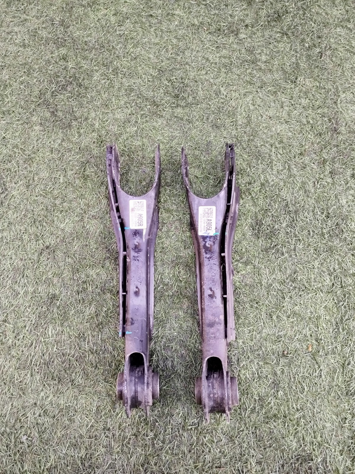 ✅HYUNDAI TUCSON MK4 1.6 PETROL 2023 REAR CONTROL ARMS PAIR 55250-N9050 A248 - Image 4