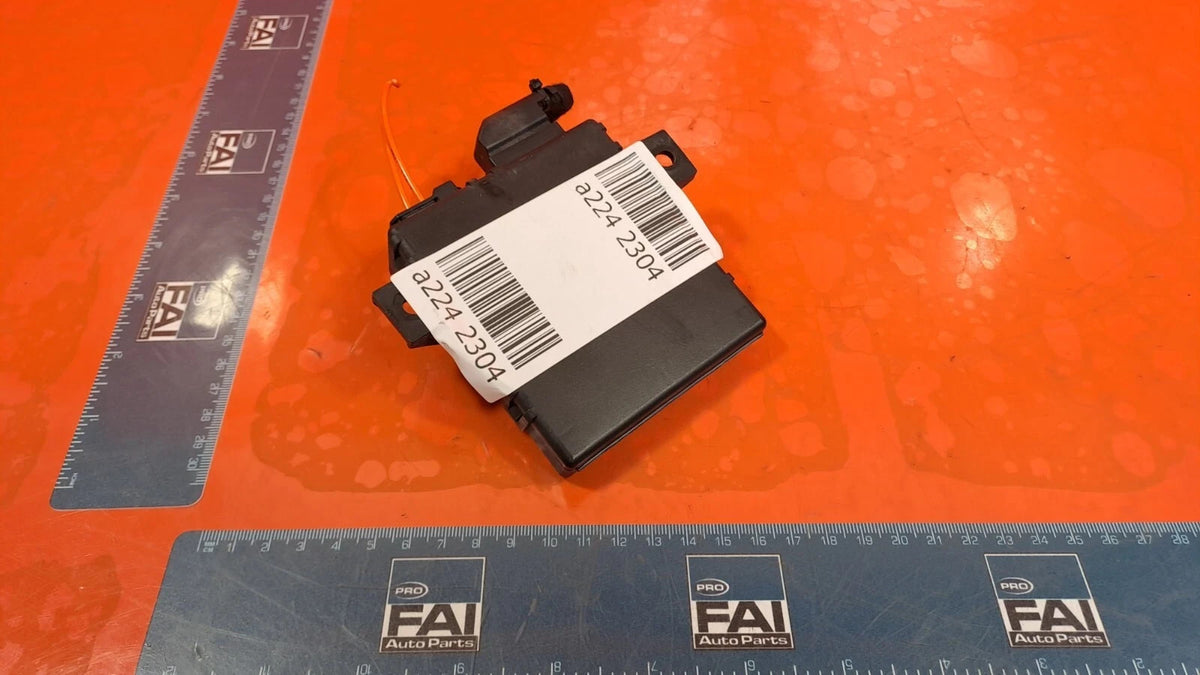 ebay-src:https://i.ebayimg.com/00/s/otawwde2mda=/z/gjiaaeswo7zqq-qv/$_57.jpg
